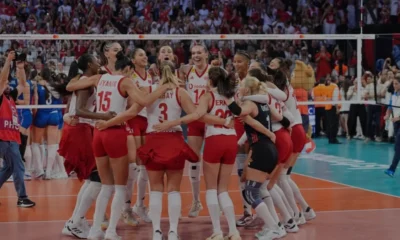 A Milli Kadın Voleybol Takımı Sırbistan'ı Geçerek Finale Yükseldi