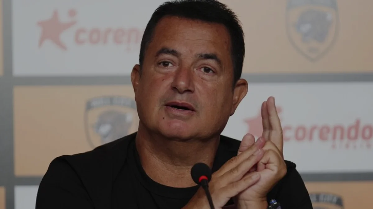 Acun Ilıcalı Hull City performansını ve Tzolakis transferini değerlendirdi