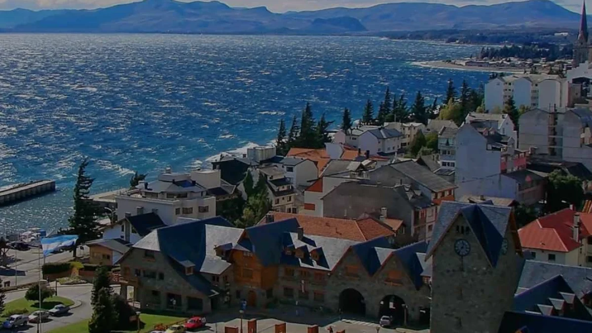 Arjantin Bariloche şehrindeki hostelden gezginlere iş takası fırsatı
