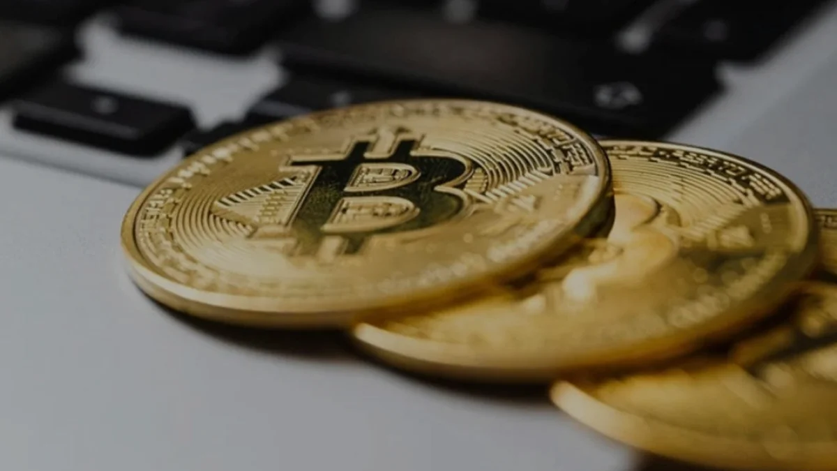 Bitcoin Borsa Rezervlerinde İki Yıllık Zirve ve Piyasa Dinamikleri
