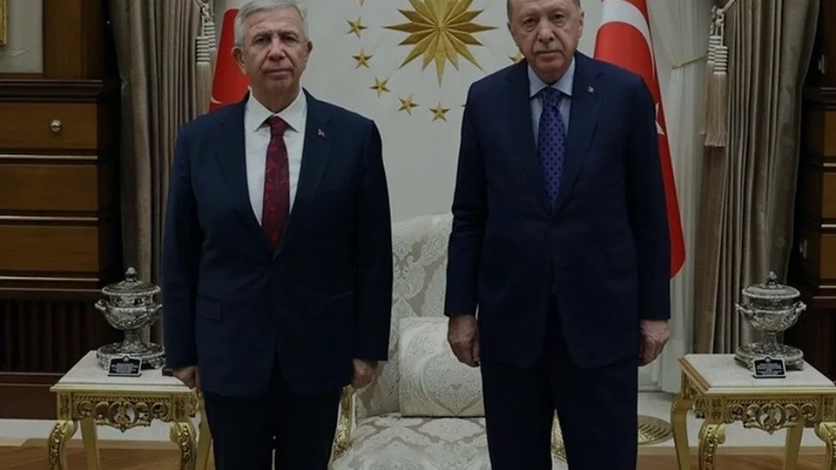 Cumhurbaşkanı Erdoğan ve Mansur Yavaş Külliyede Görüştü