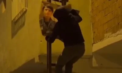 Diyarbakırda terör örgütü posteri asan 4 şüpheli gözaltına alındı