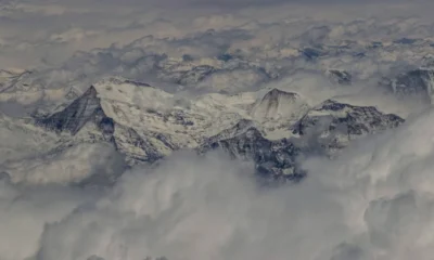 Himalayalar'da buzul erimesi son on yılda yüzde 65 hızlandı