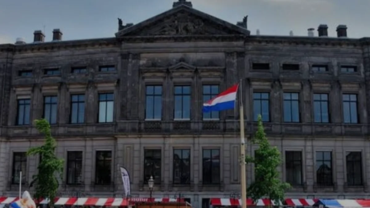Hollanda Merkez Bankası Altın Rezervlerini Londra Merkezli Yönetiyor