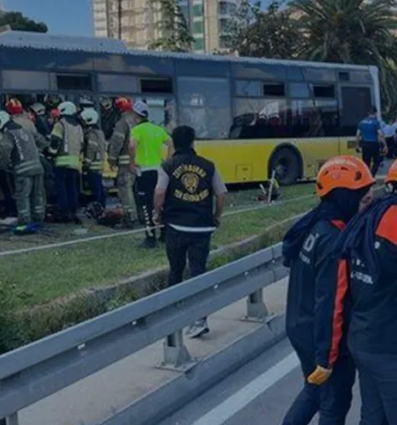 İstanbul Zeytinburnu'nda İki Büyük Ulaşım Kazası
