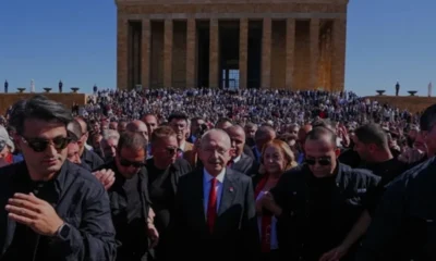 Kemal Kılıçdaroğlu ve CHP heyeti 103’üncü yıl için Anıtkabir’de