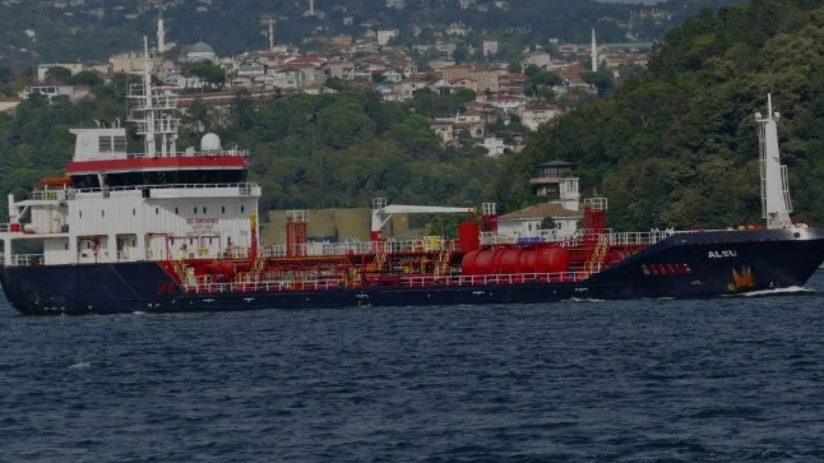 Silivri açıklarında ticari gemi faciası 10 denizci kayıp