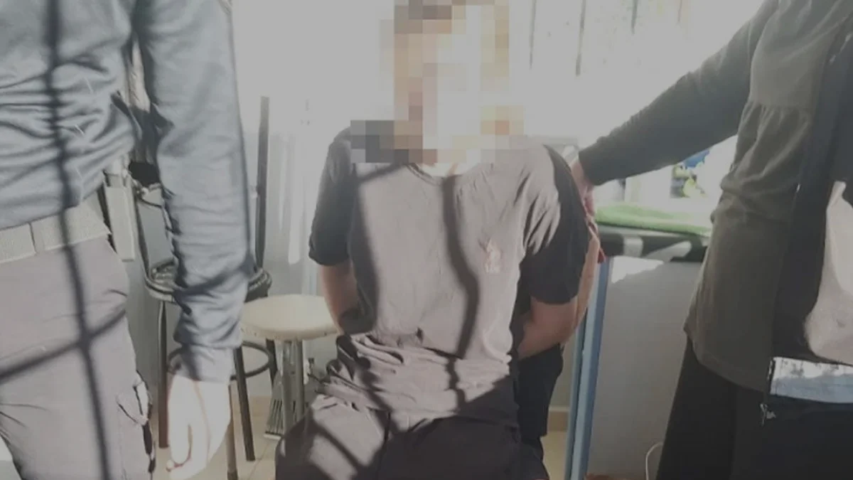 Başakşehirde okul girişinde bıçaklı saldırı