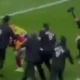 Galatasaray Fenerbahçe derbisi sonrası saha karıştı