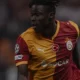 Galatasarayda Wilfried Singo şoku sahalara dönüşü ertelendi