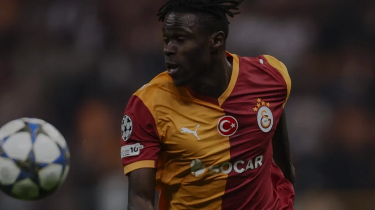 Galatasarayda Wilfried Singo şoku sahalara dönüşü ertelendi