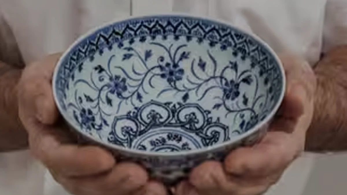 İkinci el pazarından aldığı kase Ming Hanedanı dönemi eseri çıktı