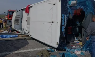 İstanbul İzmir Otoyolunda Feci Kaza 11 Kişi Hayatını Kaybetti