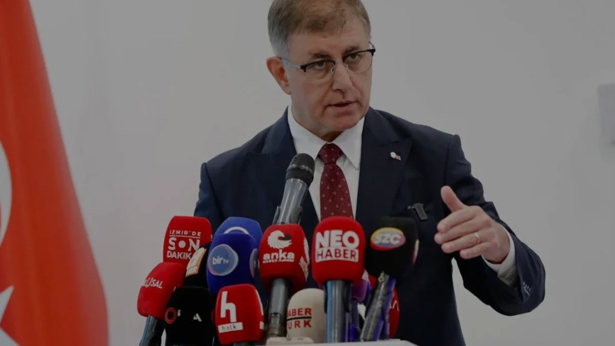 İzmir Büyükşehir Belediye Başkanı Cemil Tugay AK Partiye mi Geçecek