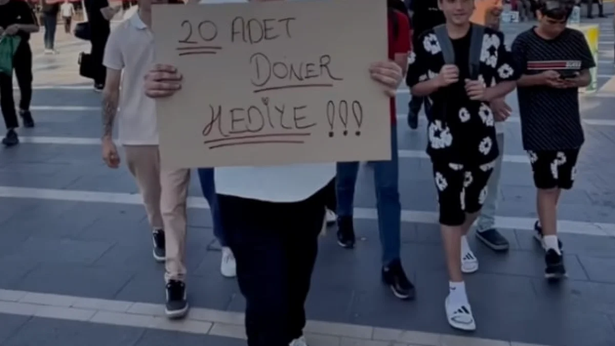 Sosyal Medya Fenomenlerine Eş Zamanlı Operasyon